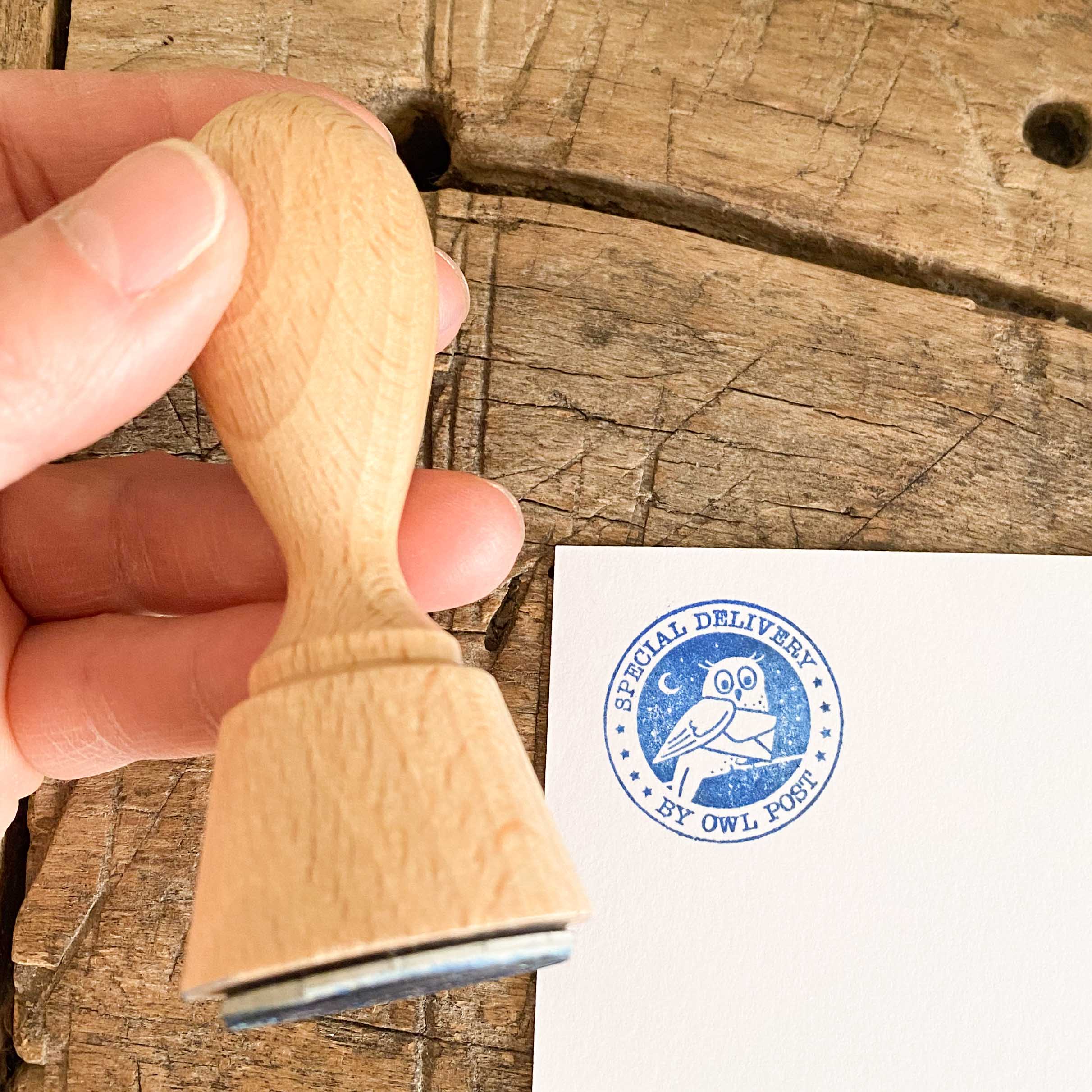 papersisters-rubber-stamp-owl-post-Stempel-EulenpostjEvKwVLmomowQ